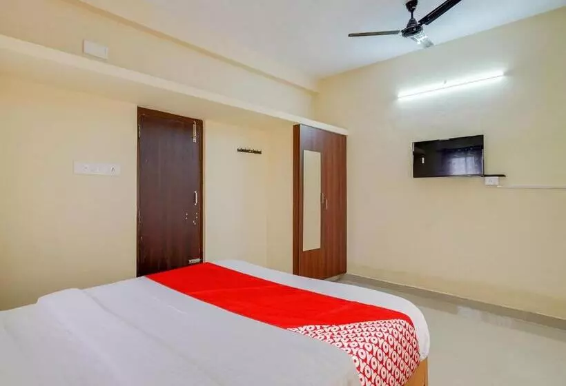 ホテル Oyo Flagship Srinivasa Residency