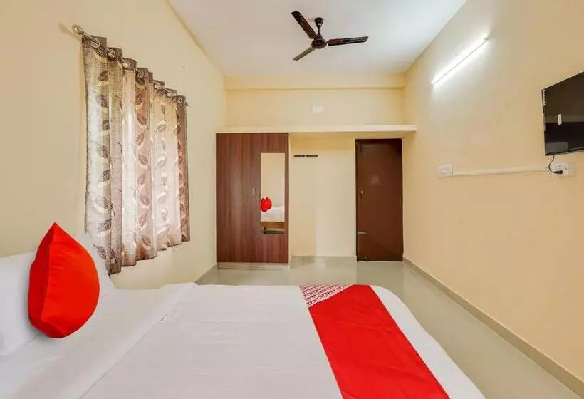 ホテル Oyo Flagship Srinivasa Residency