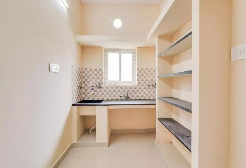 ホテル Oyo Flagship Srinivasa Residency
