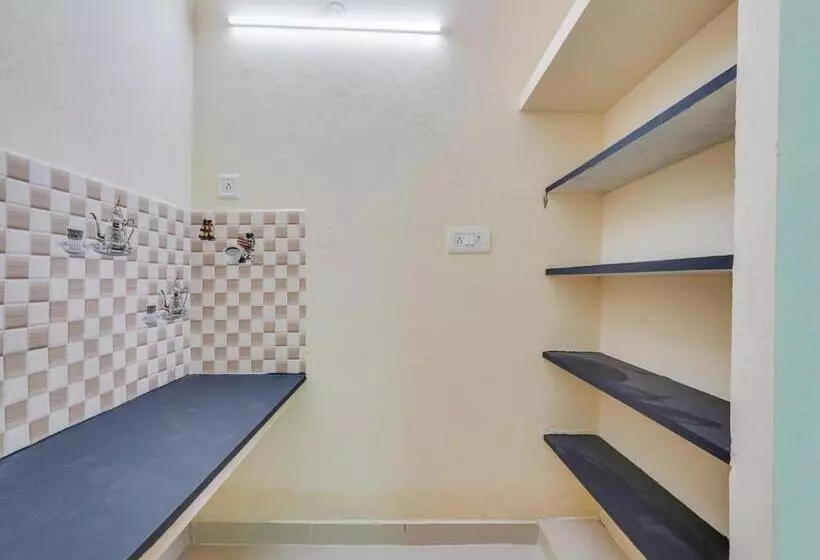 ホテル Oyo Flagship Srinivasa Residency