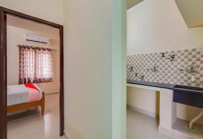 ホテル Oyo Flagship Srinivasa Residency