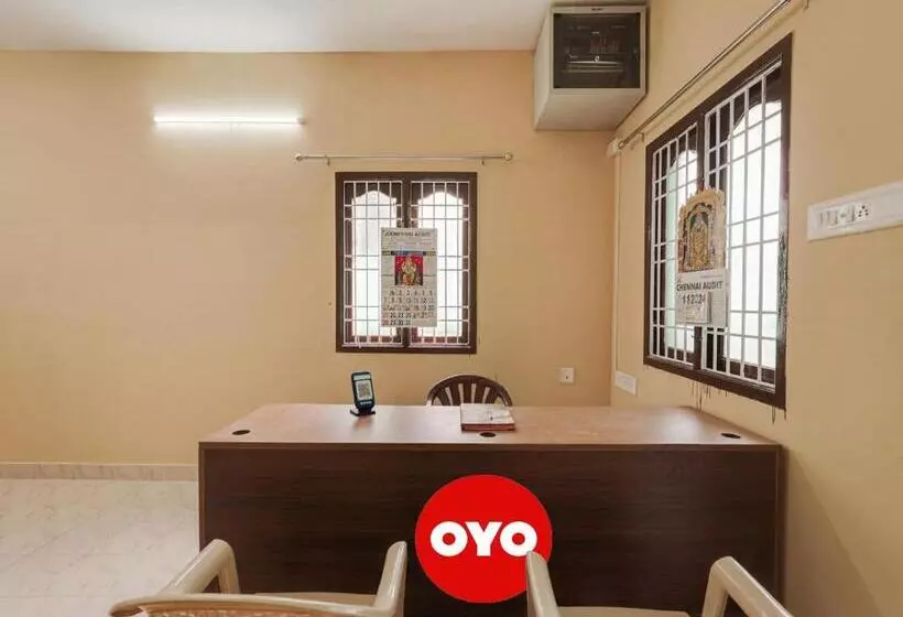 ホテル Oyo Flagship Srinivasa Residency