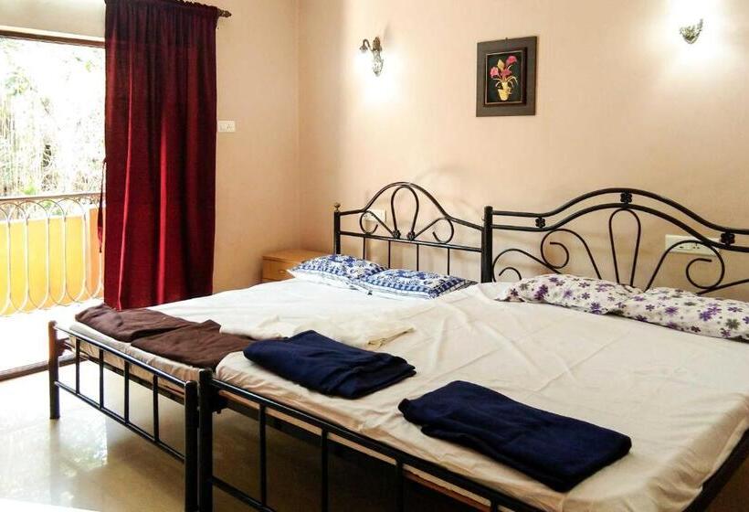 فندق Oyo Village Inn