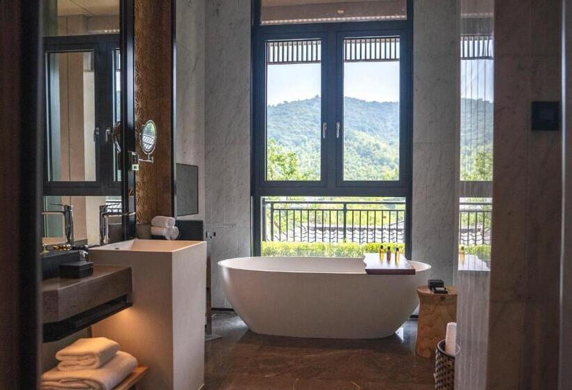 בית מלון כפרי Phoenix River Yixing