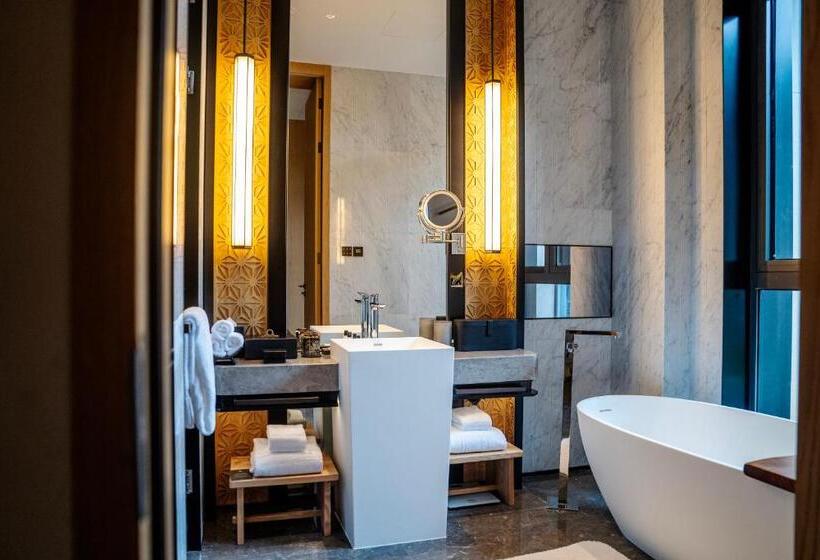 בית מלון כפרי Phoenix River Yixing