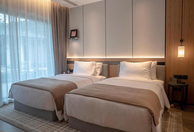 בית מלון כפרי Phoenix River Yixing