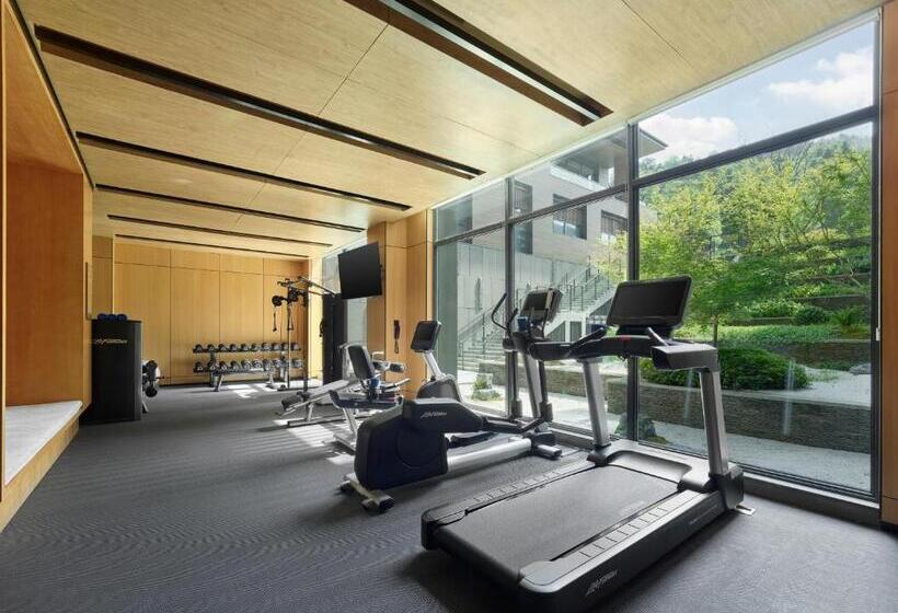 בית מלון כפרי Phoenix River Yixing