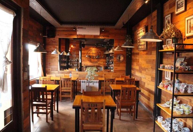 Отель Santa Clarita