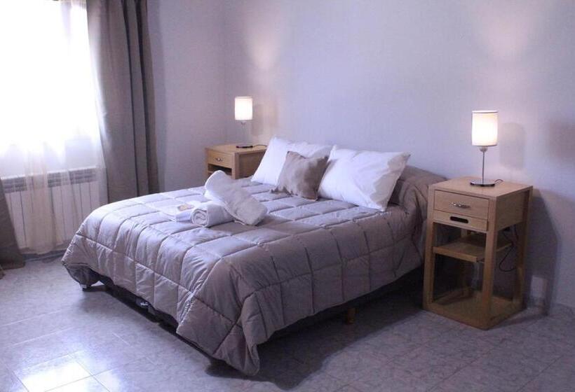 Отель Santa Clarita