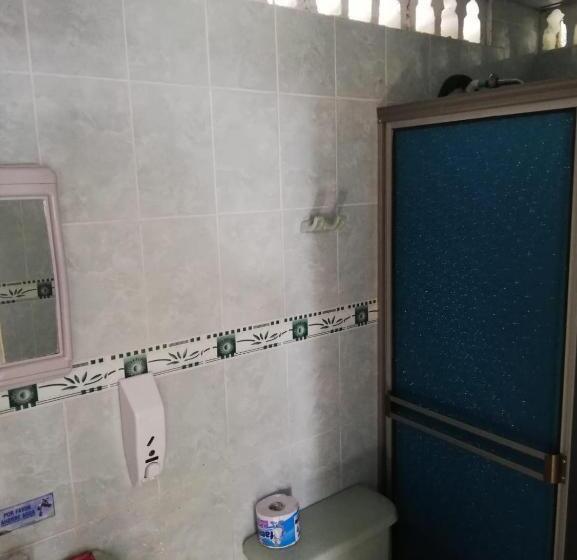 בית מלון כפרי Tintipan