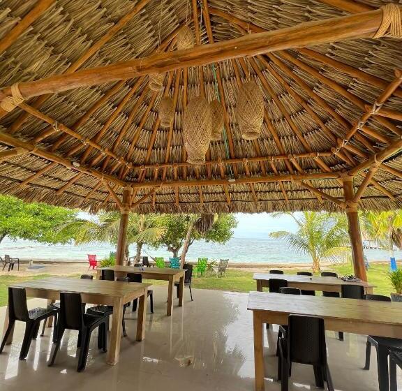 בית מלון כפרי Tintipan