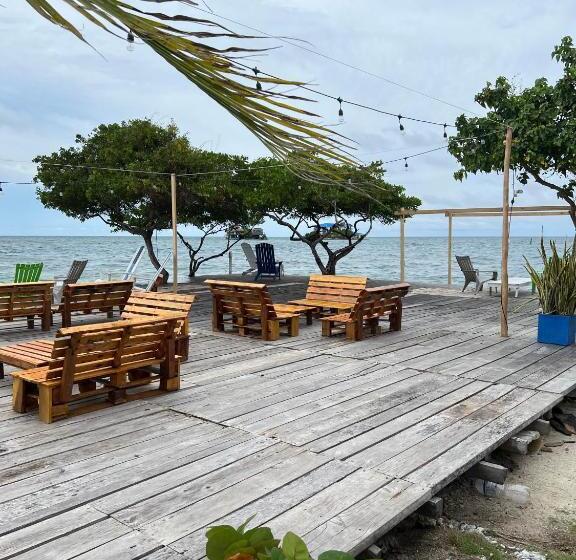 בית מלון כפרי Tintipan