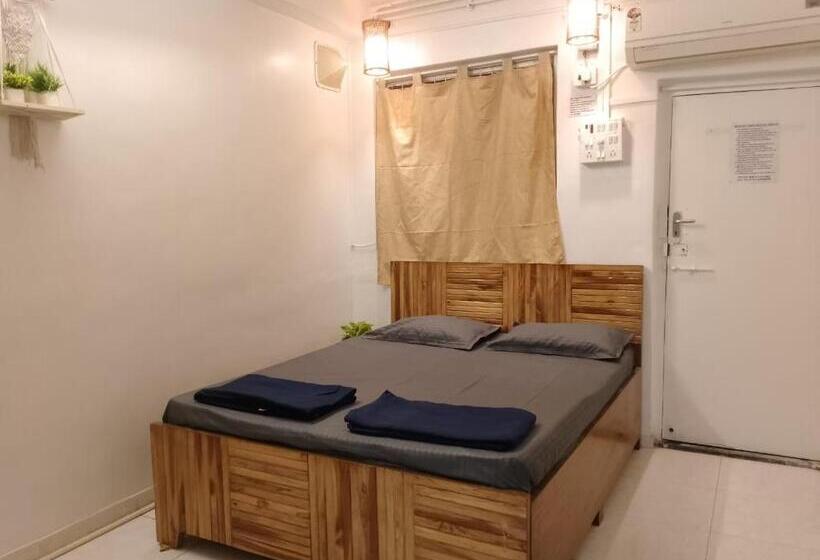 ペンション 2 Bhk Penthouse In Khar West With All Ammenties