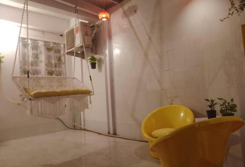 ペンション 2 Bhk Penthouse In Khar West With All Ammenties