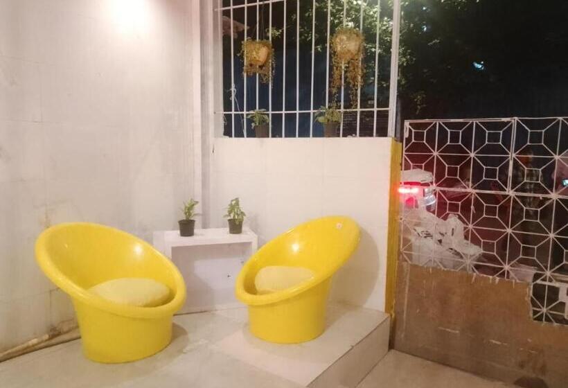 ペンション 2 Bhk Penthouse In Khar West With All Ammenties