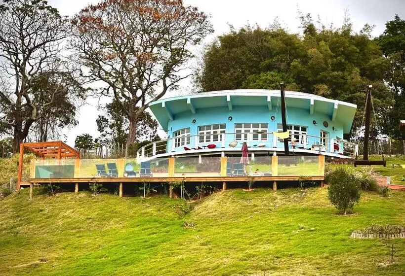 ペンション Casa Abacaxi, Vila Mágica