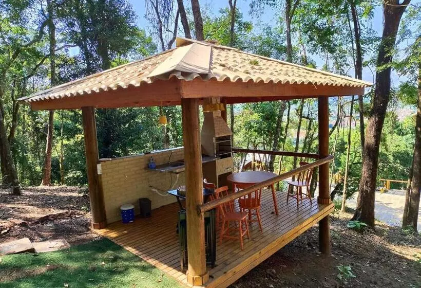 ペンション Casa Abacaxi, Vila Mágica