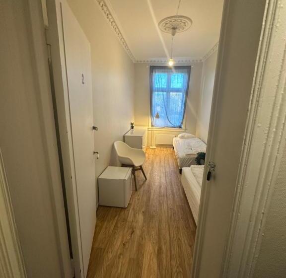 펜션 Center Apartments