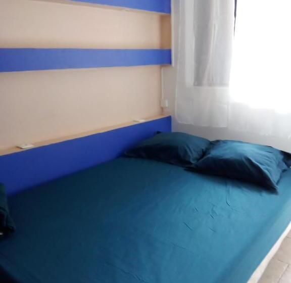 پانسیون Le Caferoom Club