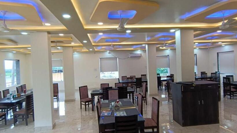 The Hotel Bundi Safari