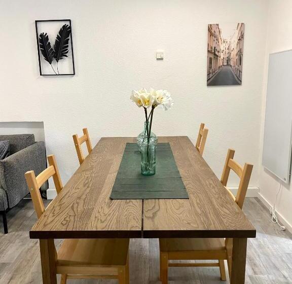 Общежитие Monteur Meer Deluxe