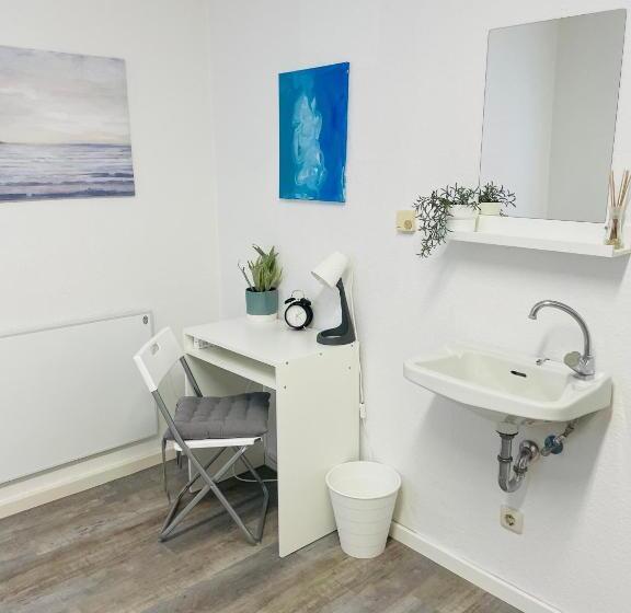 Общежитие Monteur Meer Deluxe