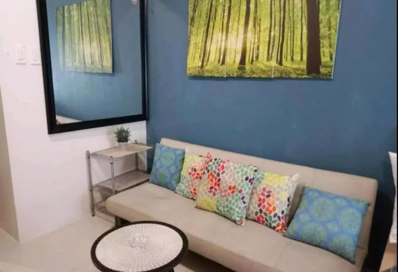 Aamiaismajoitus (B&B) Jimi S Place In Smdc Katipunan Blue Residence
