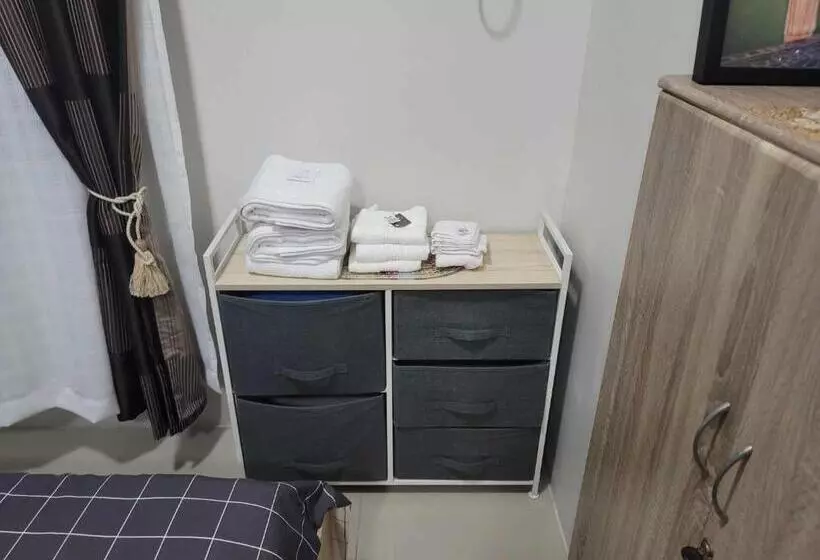 Aamiaismajoitus (B&B) Jimi S Place In Smdc Katipunan Blue Residence