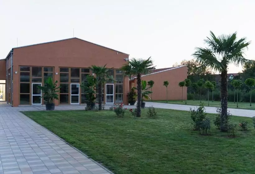 Aamiaismajoitus (B&B) Luby Panzió