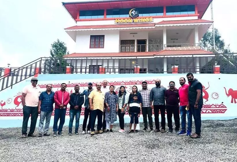 Hotelli Moon Wings Mountain Resort