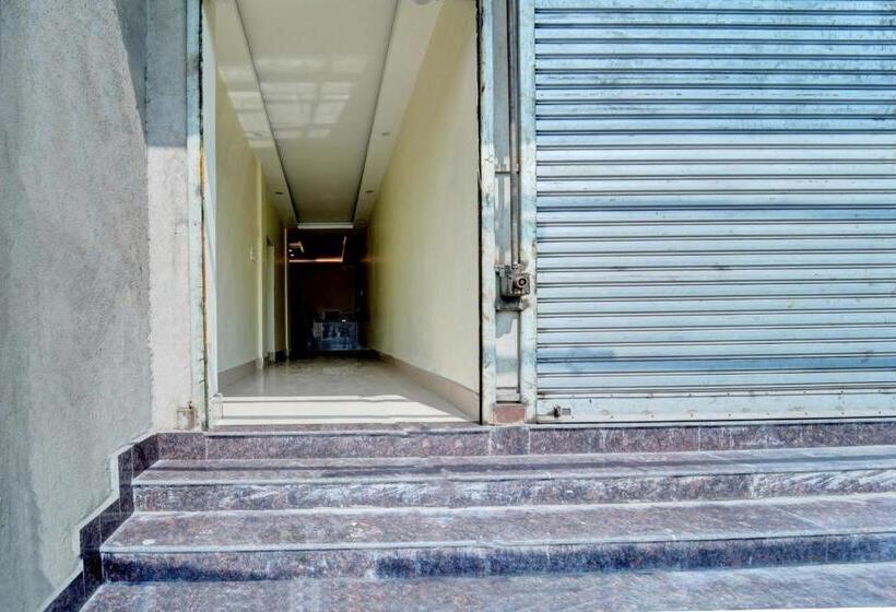 בית מלון כפרי O Oxy Queen Palace