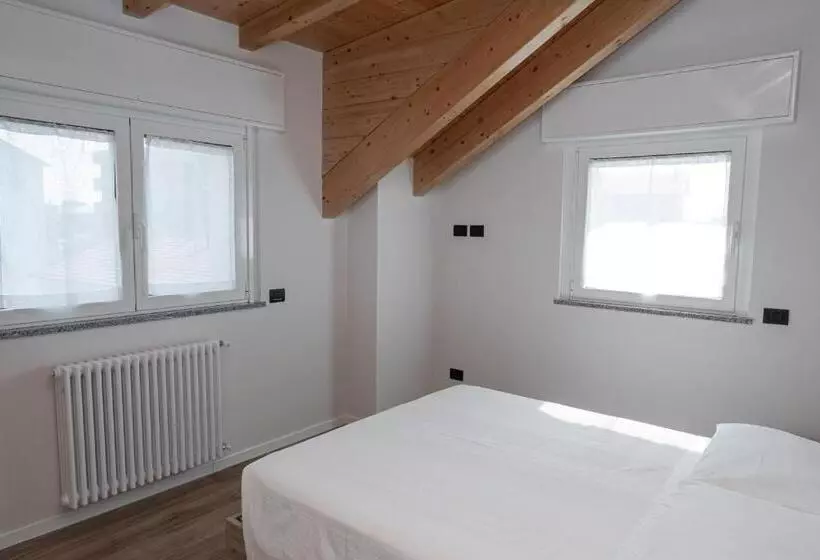 ペンション Affittacamere Bar Leo