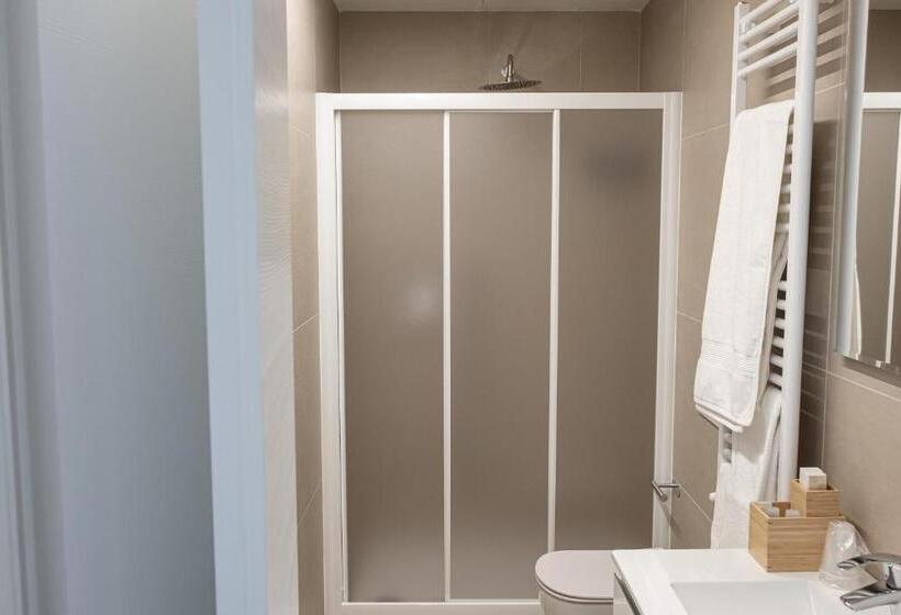 بنسيون Affittacamere Bar Leo