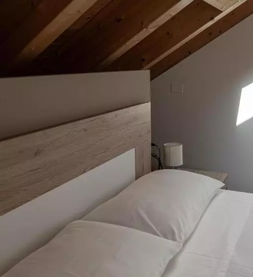 ペンション Affittacamere Bar Leo