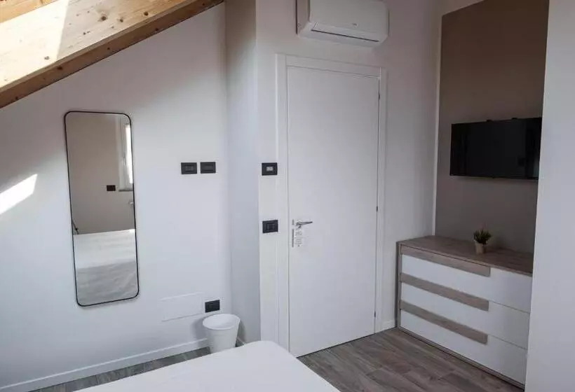 ペンション Affittacamere Bar Leo