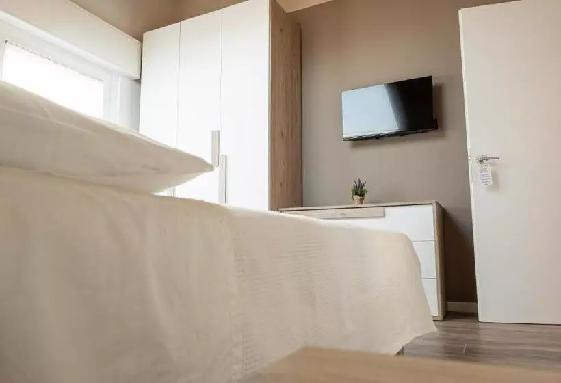 ペンション Affittacamere Bar Leo