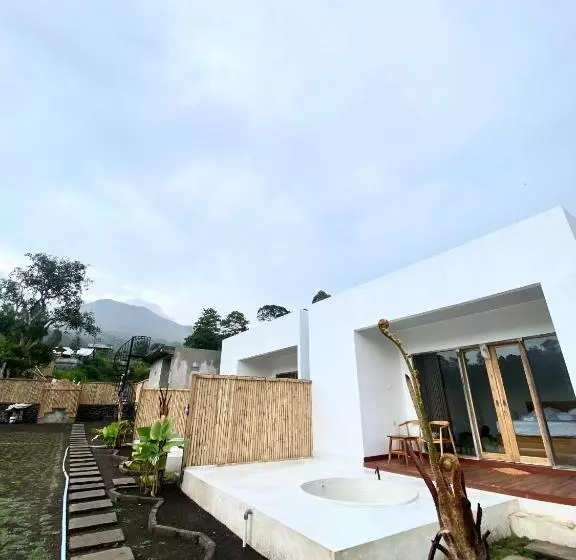 Majatalo Brahmastra Bali Villa