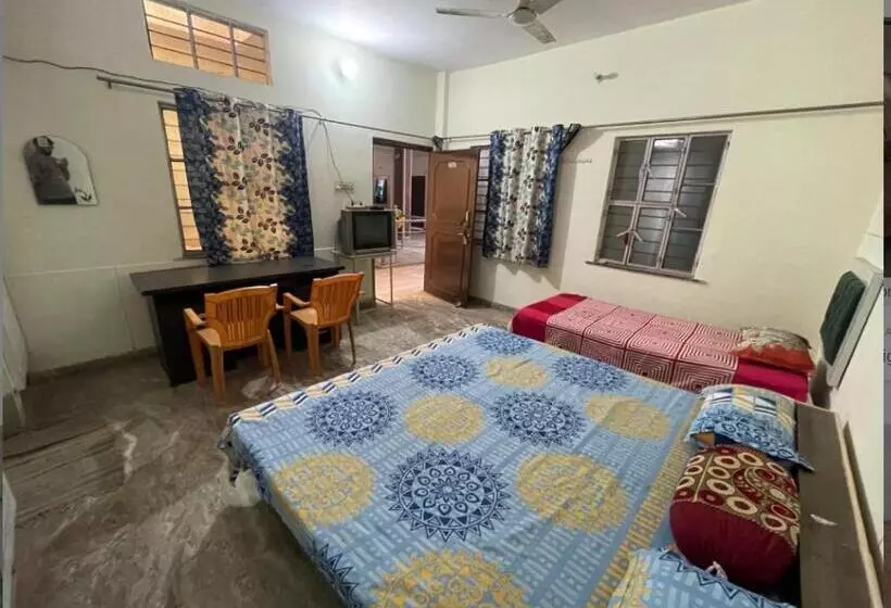 Majatalo Garg Complex Guesthouse