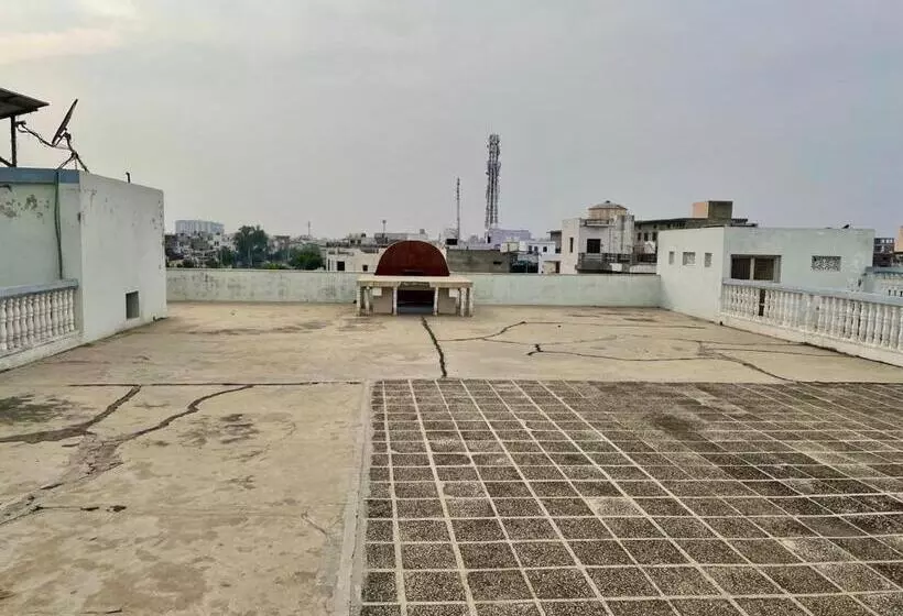 Majatalo Garg Complex Guesthouse