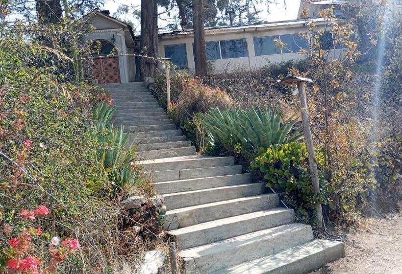 פנסיון Hostal La Chacarilla