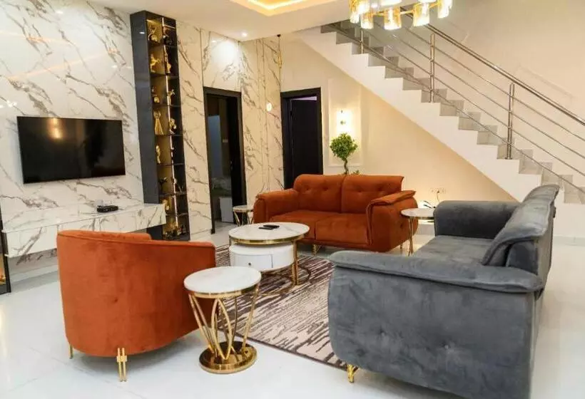 پانسیون Orange; 3units Of A 3bedroom Apartment