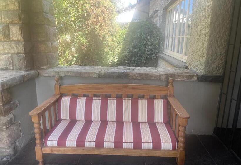 פנסיון Plantation House, Boksburg