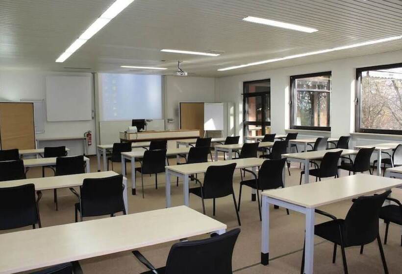 Отель Adventure Campus