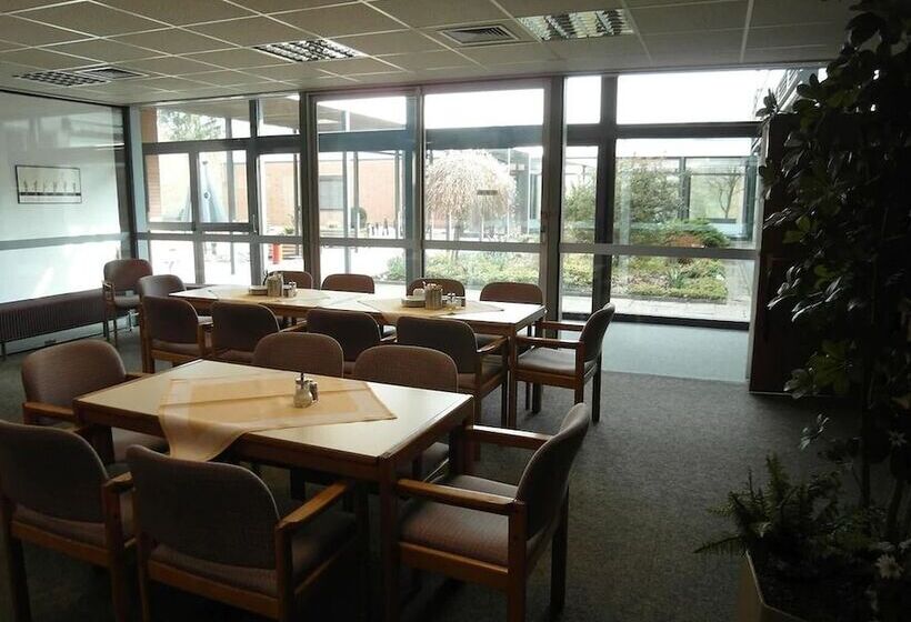 Отель Adventure Campus