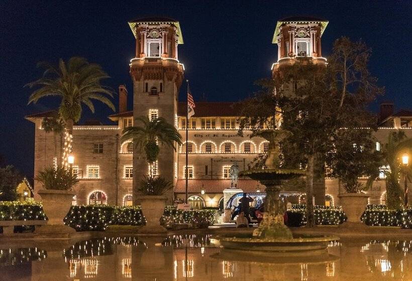 Otel Bayfront Westcott House Bed & Breakfast