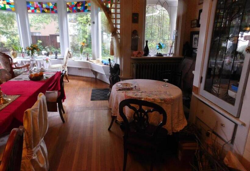 فندق Cliff Crest Inn