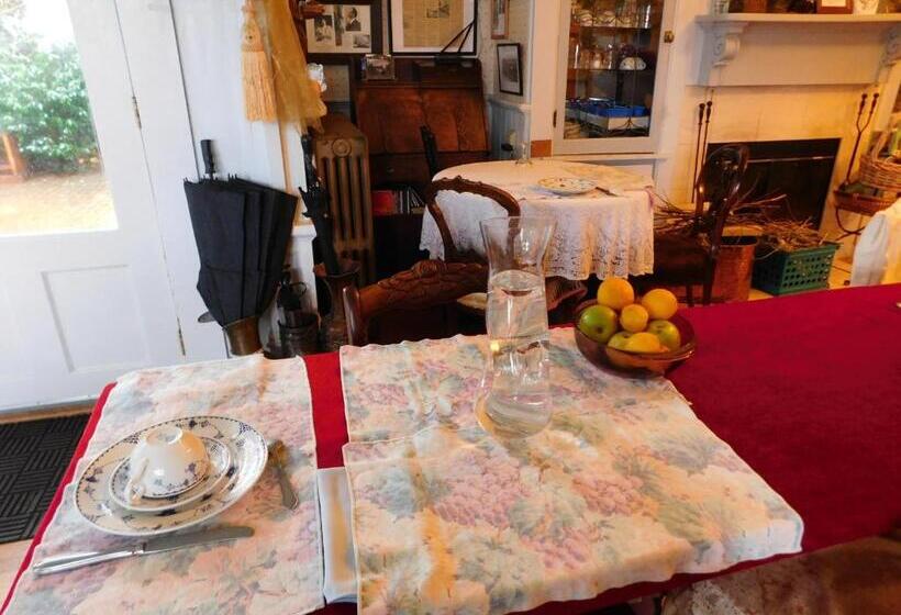 فندق Cliff Crest Inn