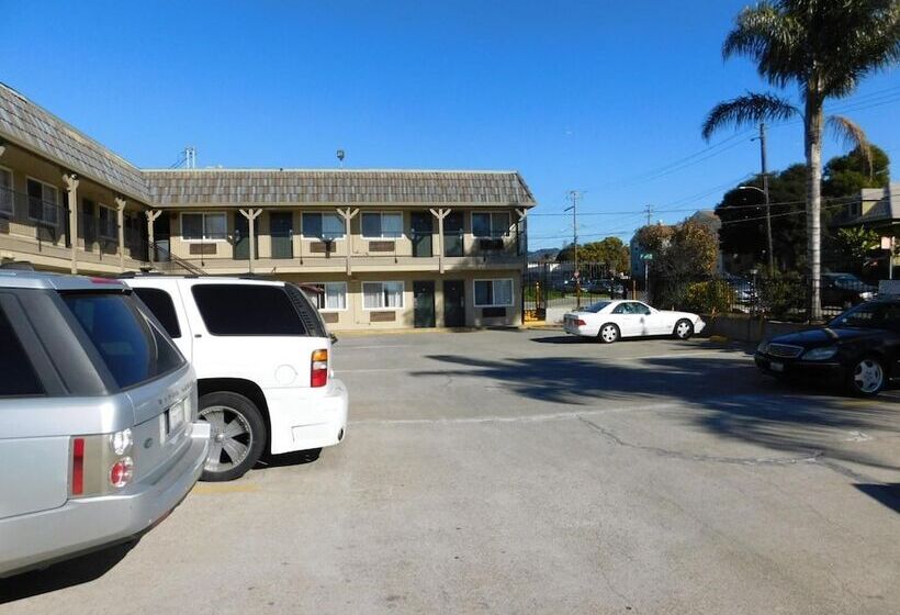 هتل Continental Lodge