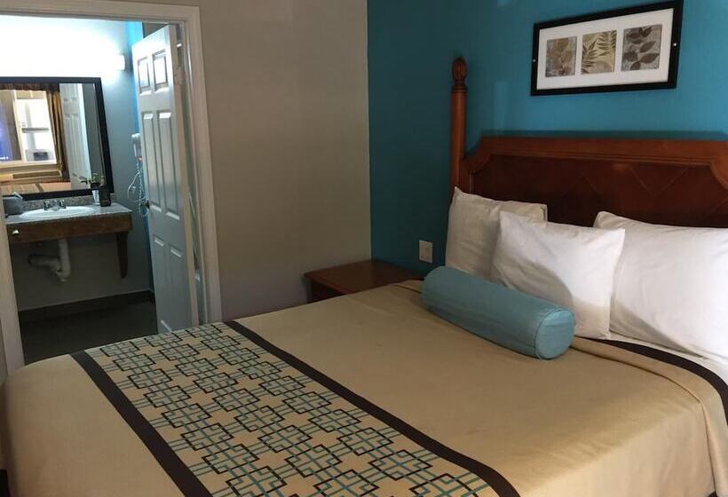 هتل Continental Lodge