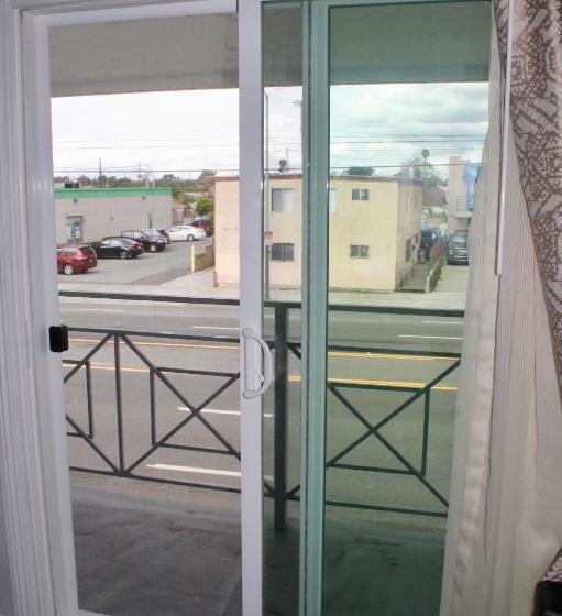 ホテル Crescent Inn